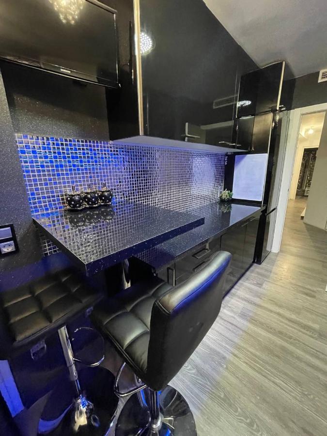 Luxury Room En מדריד מראה חיצוני תמונה