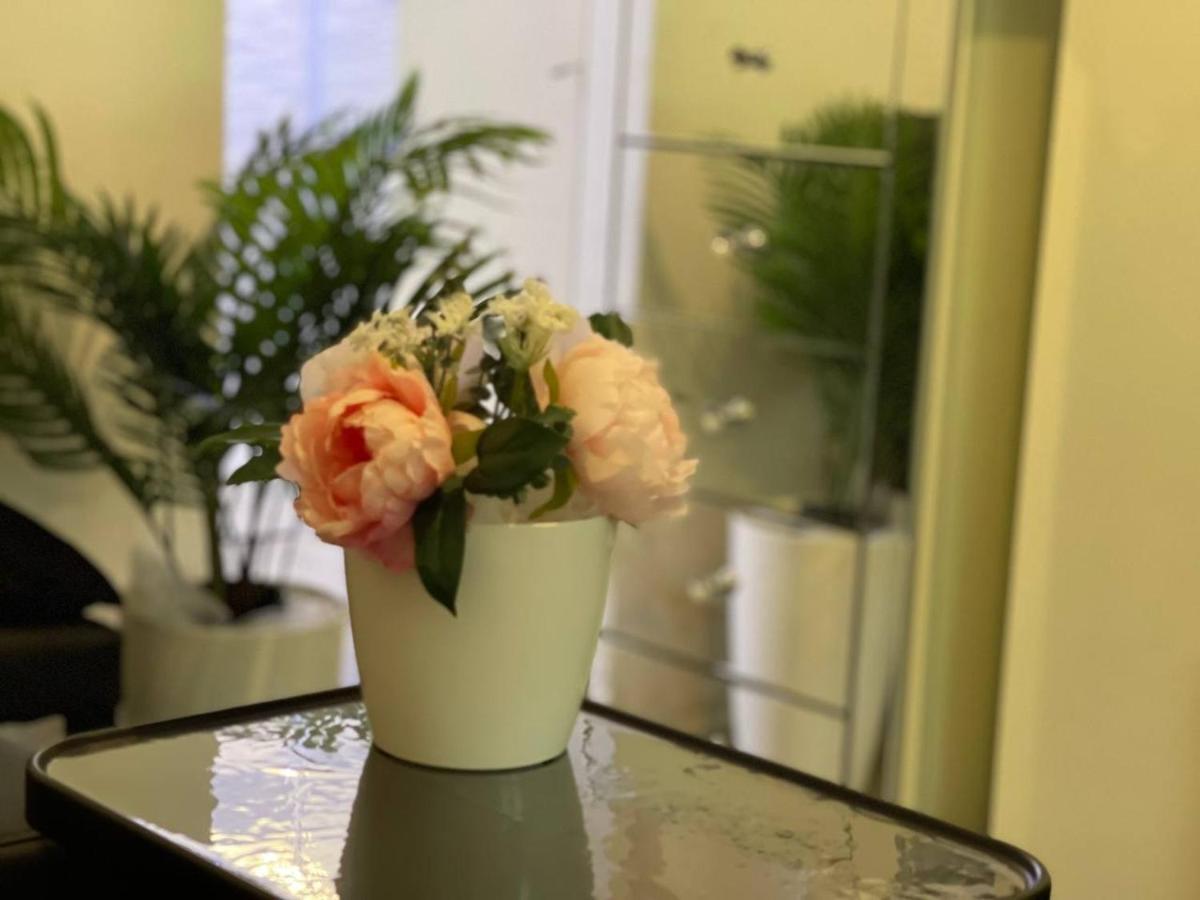 Luxury Room En מדריד מראה חיצוני תמונה