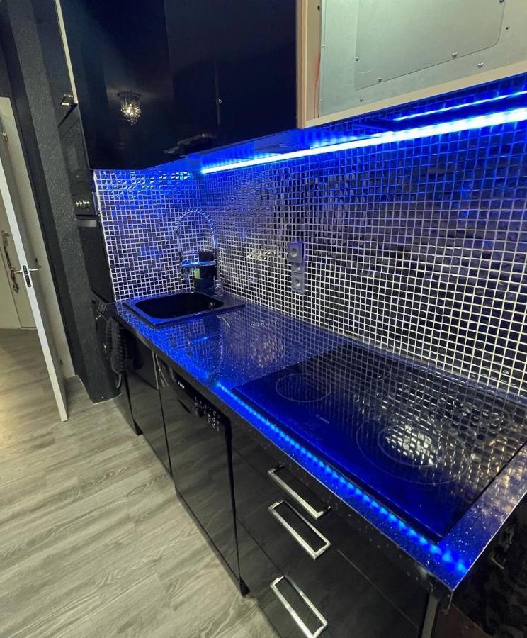 Luxury Room En מדריד מראה חיצוני תמונה