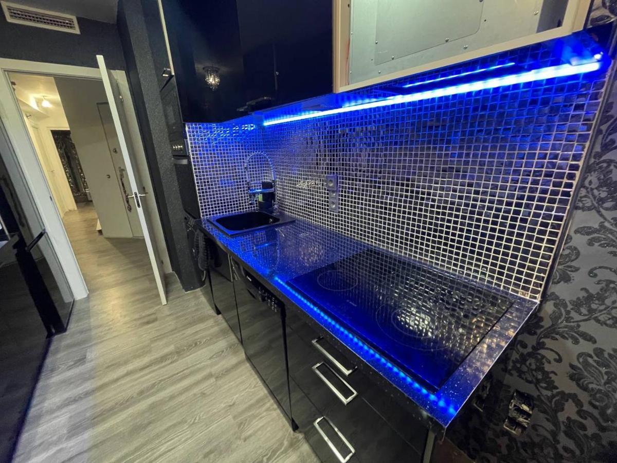 Luxury Room En מדריד מראה חיצוני תמונה
