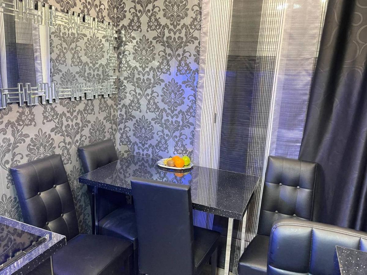Luxury Room En מדריד מראה חיצוני תמונה