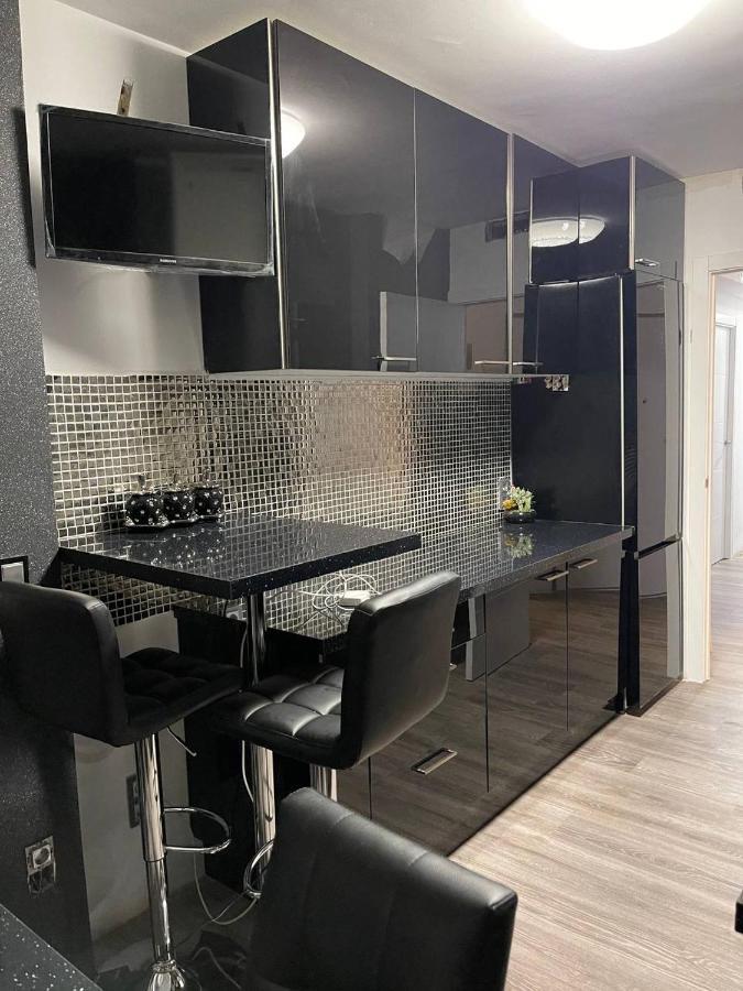 Luxury Room En מדריד מראה חיצוני תמונה